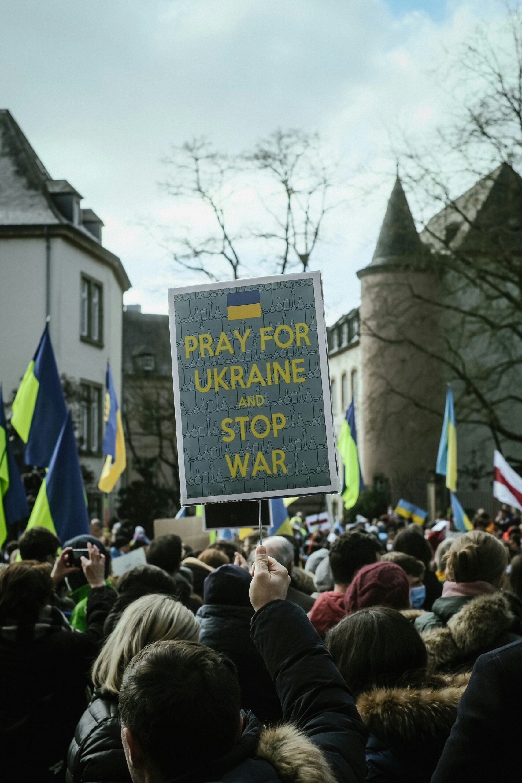 zelenskyy-warns-of-putins-plans-for-new-offensive-in-ukraine-amidst-peace-talks