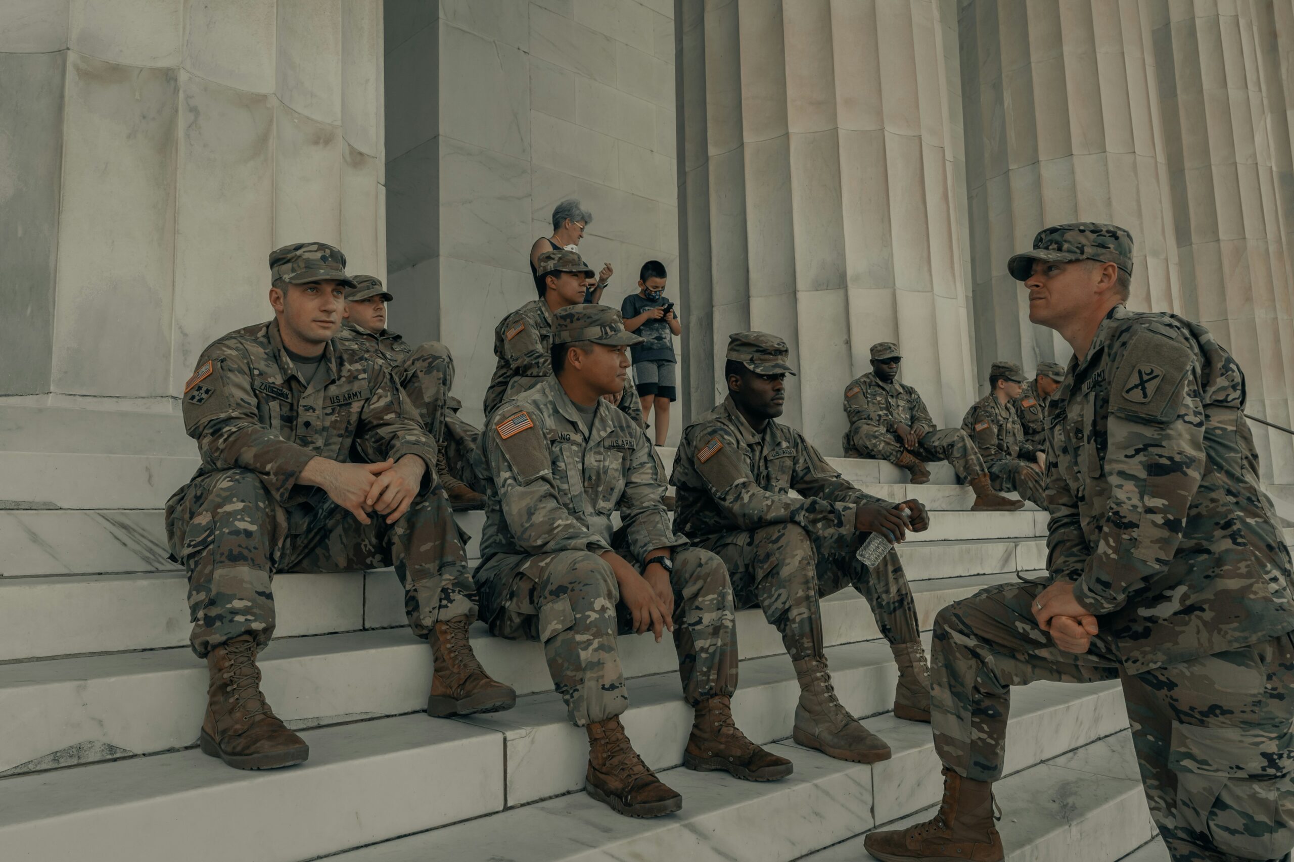 president-trump-deploys-national-guard-to-washington-dc-amidst-crime-emergency