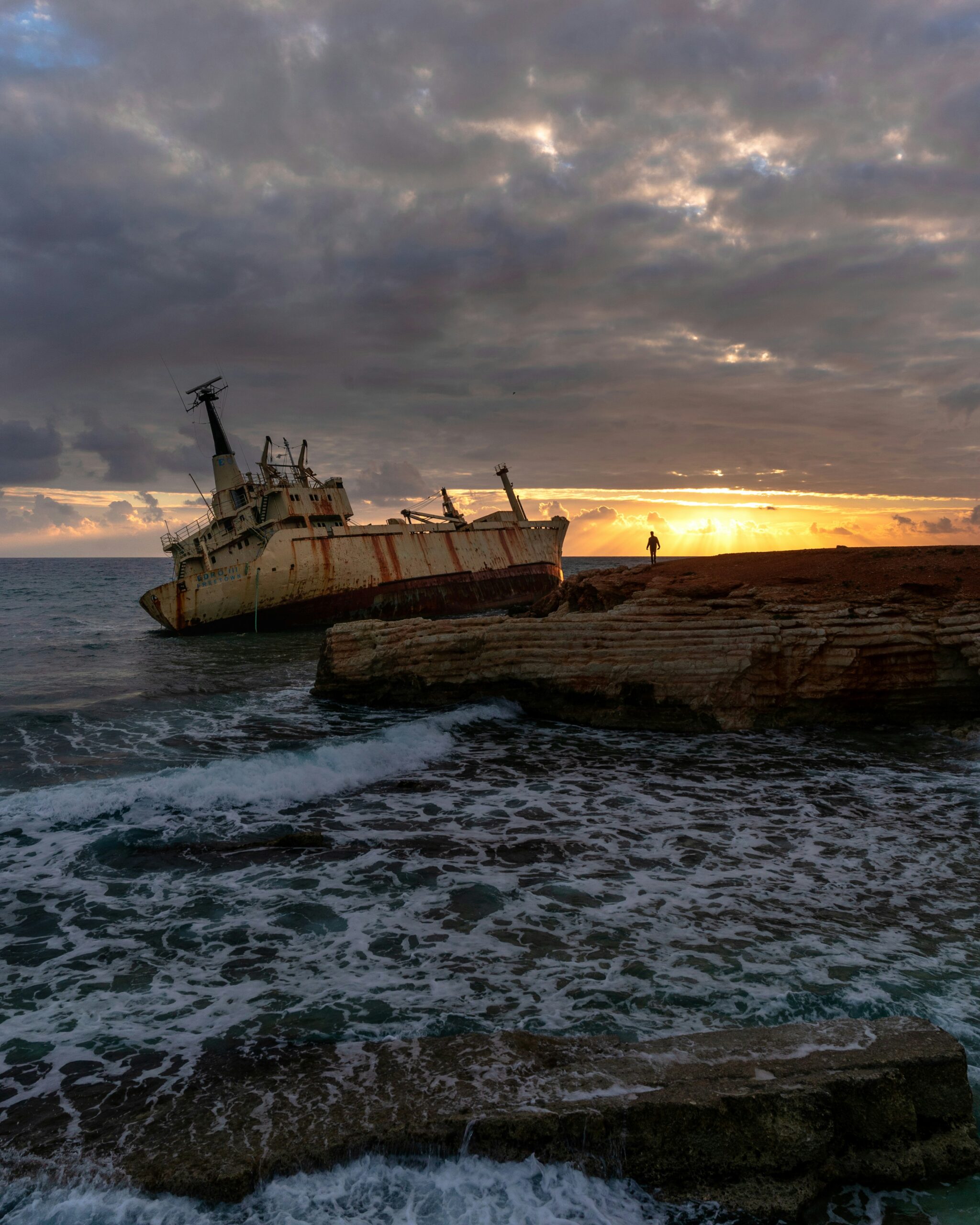 tragic-shipwreck-off-lampedusa-claims-20-lives-dozens-missing