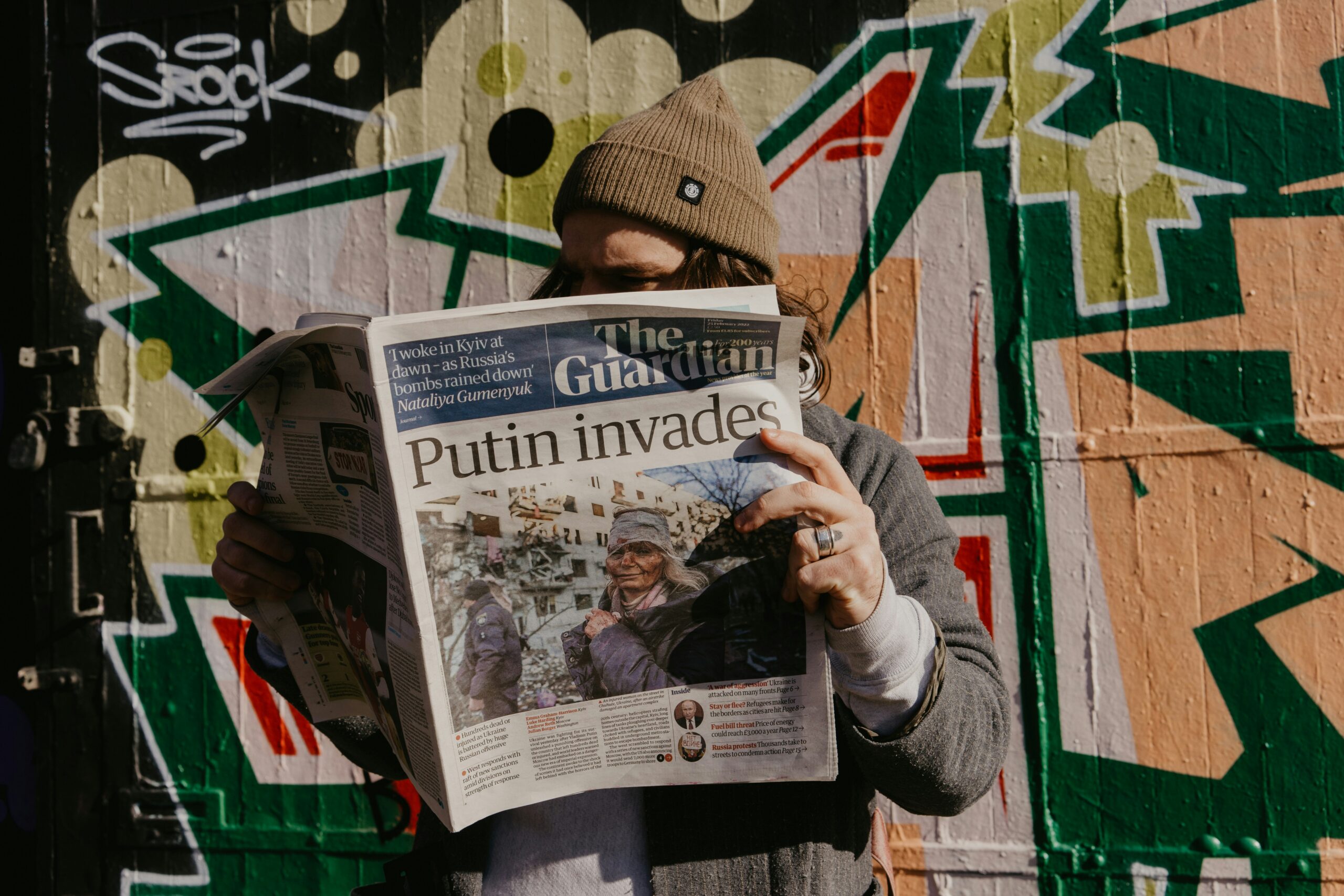 russia-intensifies-internet-crackdown-restricts-calls-on-whatsapp-and-telegram