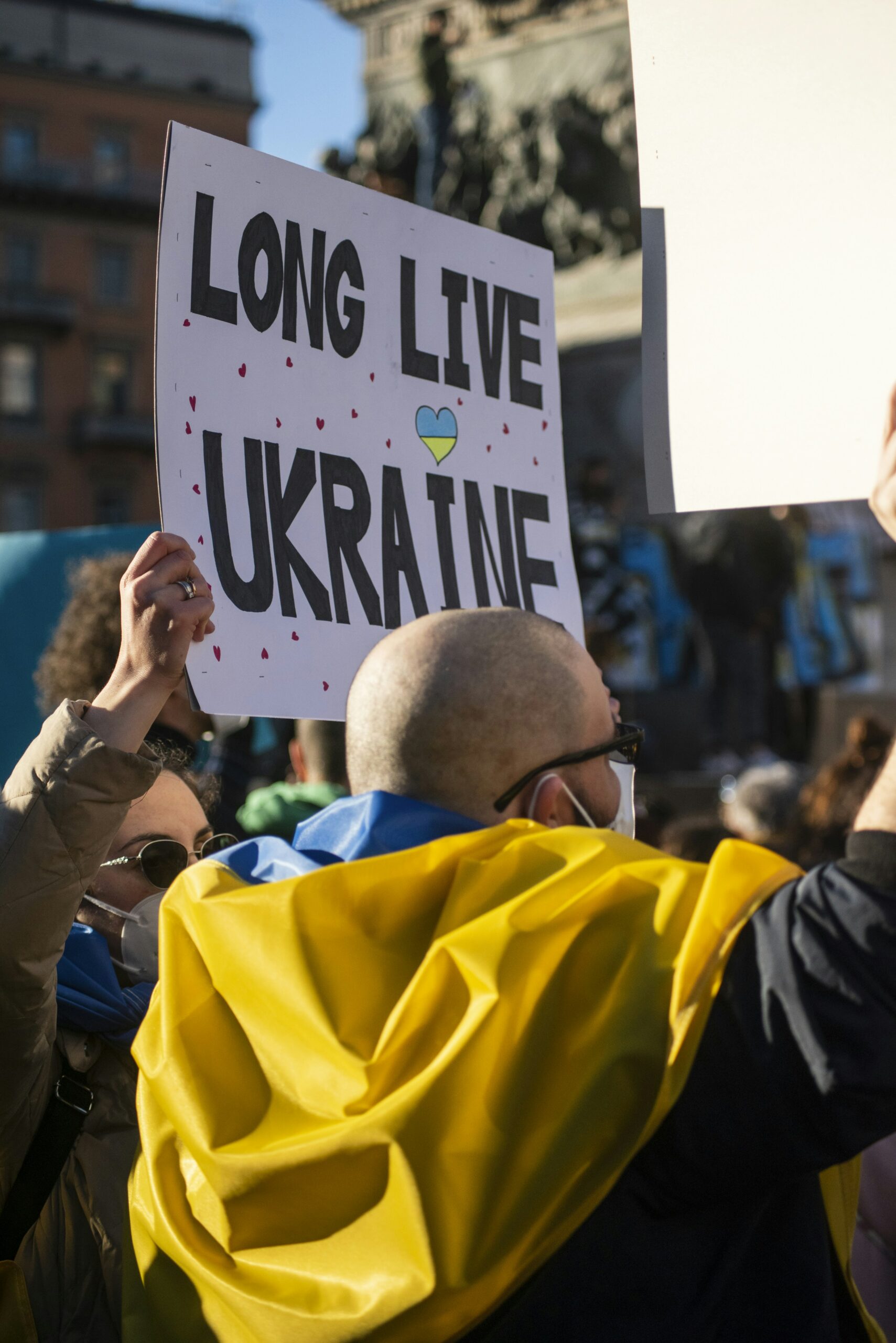 tensions-escalate-as-russia-intensifies-attacks-on-ukraine-ahead-of-putin-trump-alaska-summit