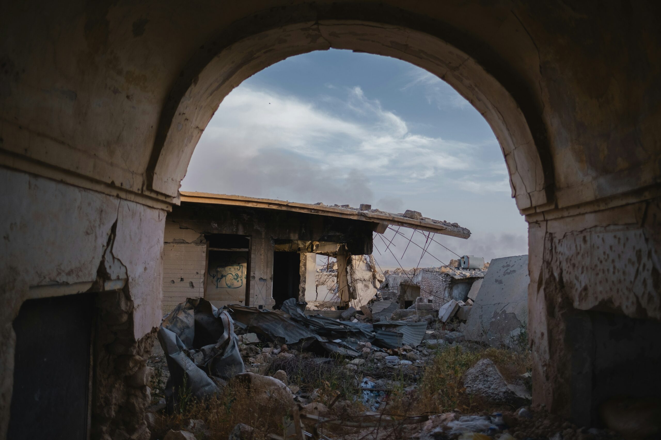 un-report-war-crimes-committed-by-both-sides-in-syrias-coastal-clashes