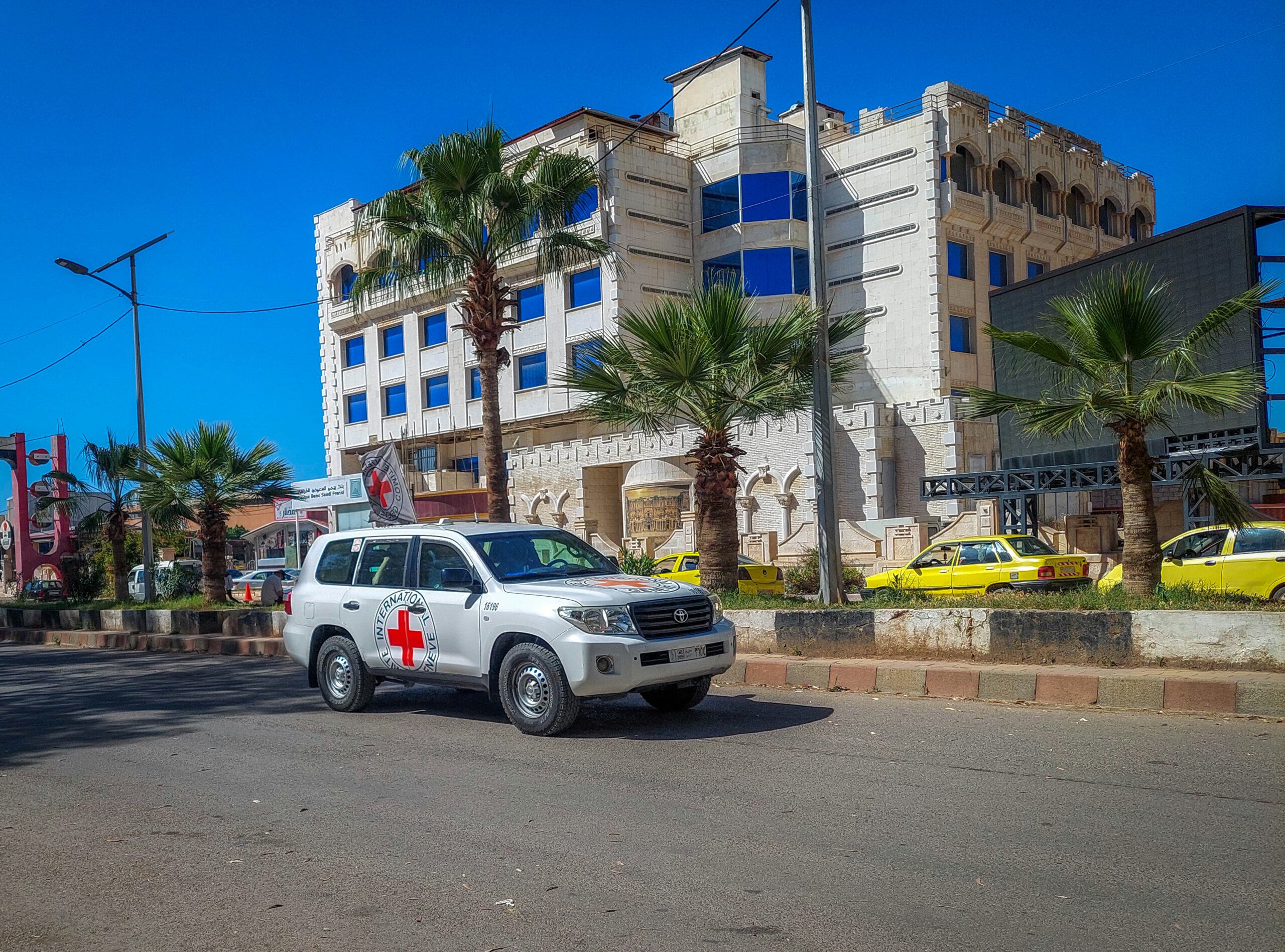 crisis-in-gaza-sewage-flood-at-nasser-hospital-following-israeli-strike