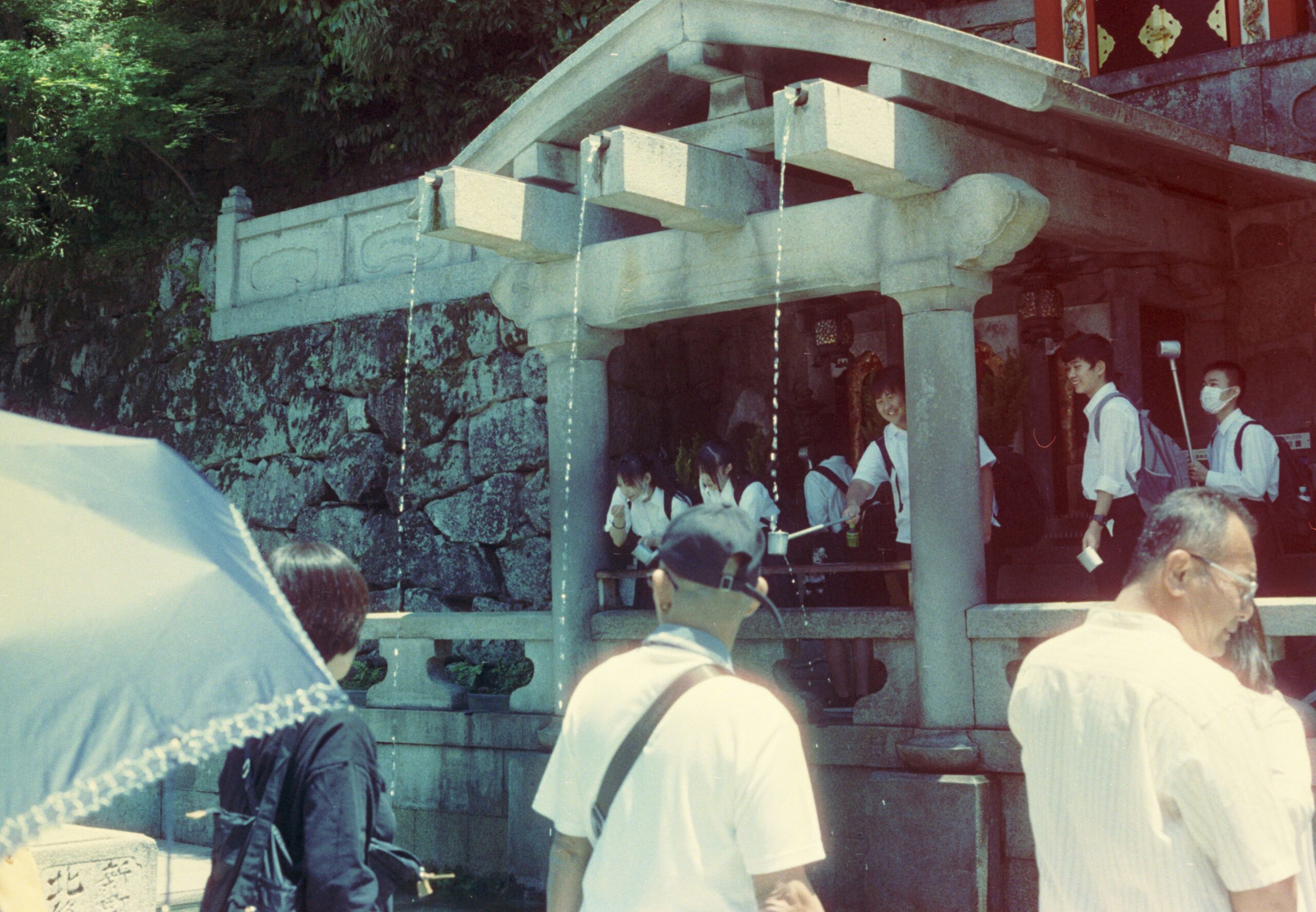 japanese-minister-visits-controversial-shrine-on-80th-anniversary-of-wwii-surrender