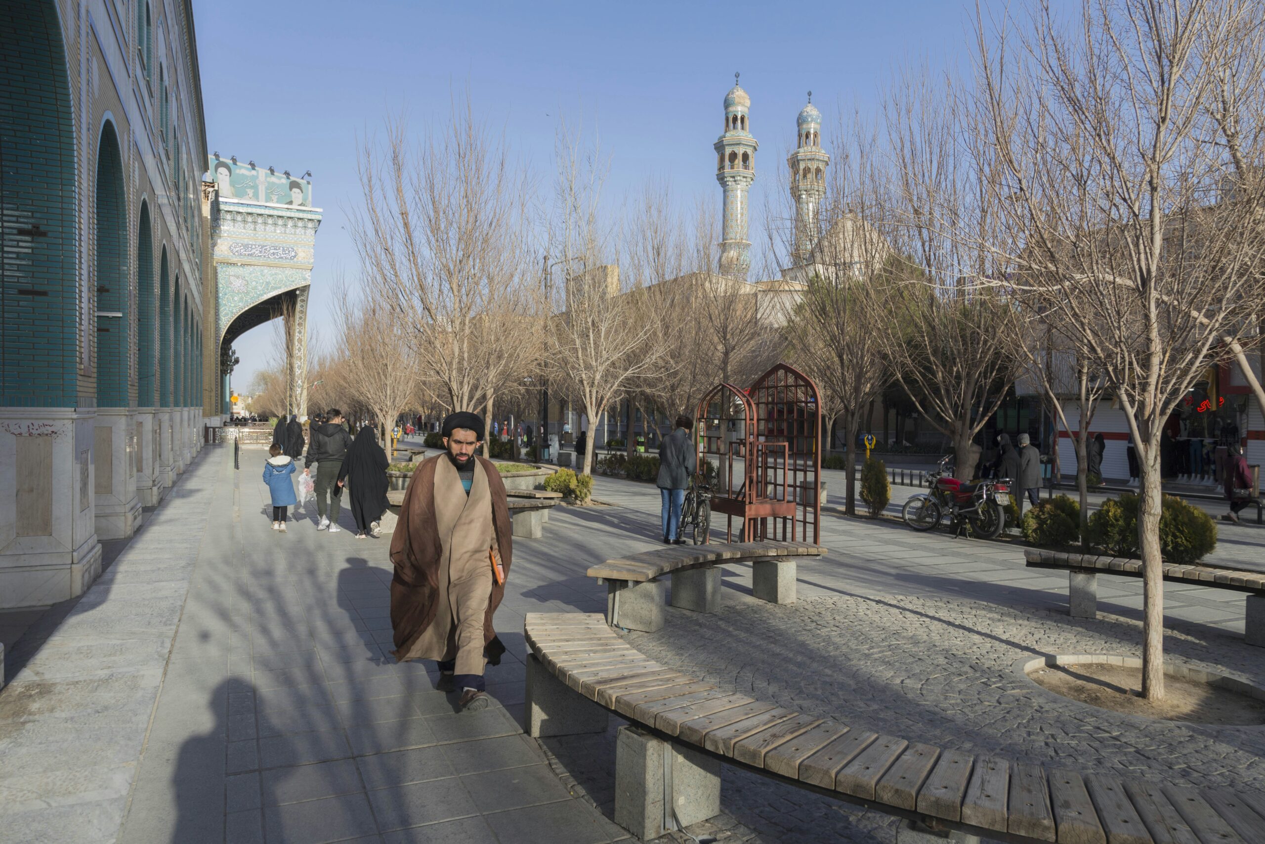 afghans-in-us-confront-heightened-uncertainty-amid-trump-immigration-policies