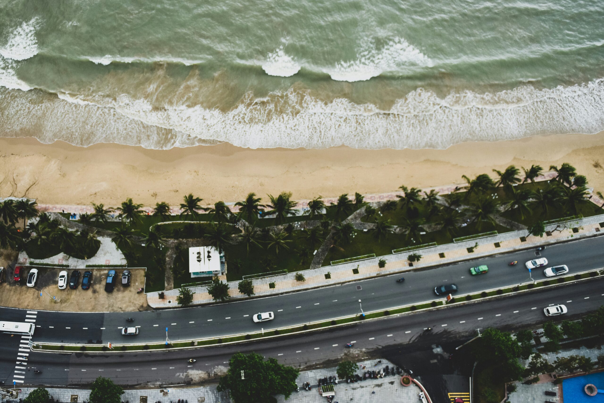 hurricane-erin-escalates-to-category-3-threatening-major-flooding-in-puerto-rico-and-virgin-islands