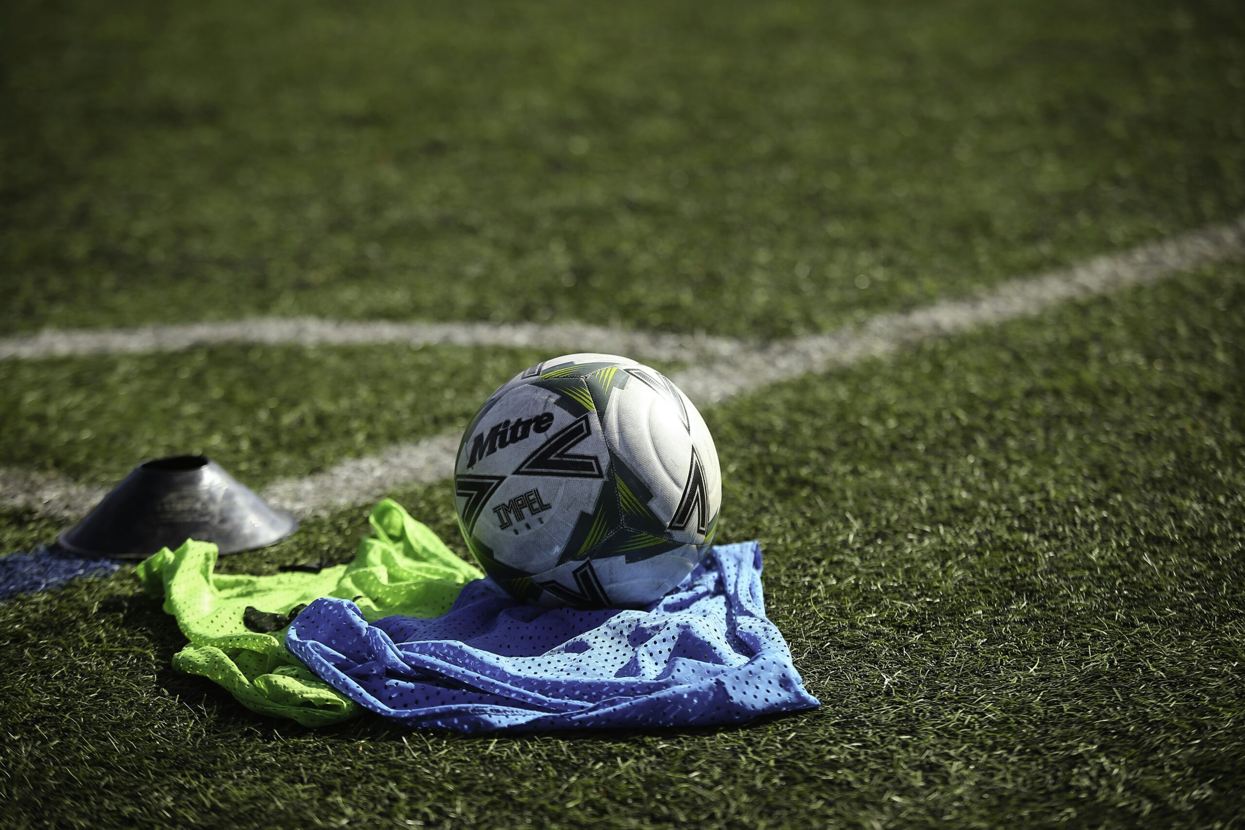premier-league-sets-new-record-for-summer-transfer-spending