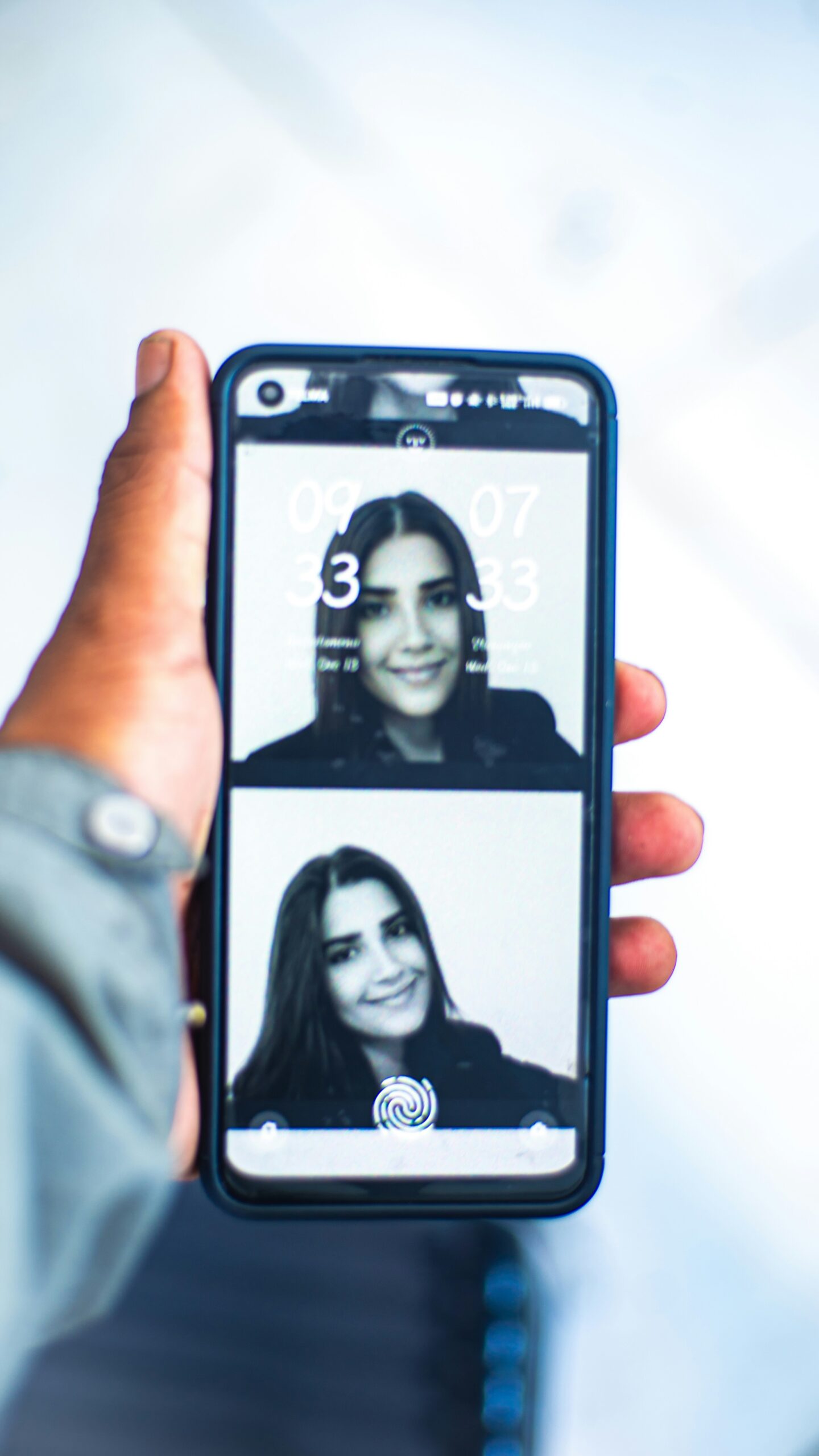 exploring-the-impact-of-social-media-on-personal-identity-in-brand-me
