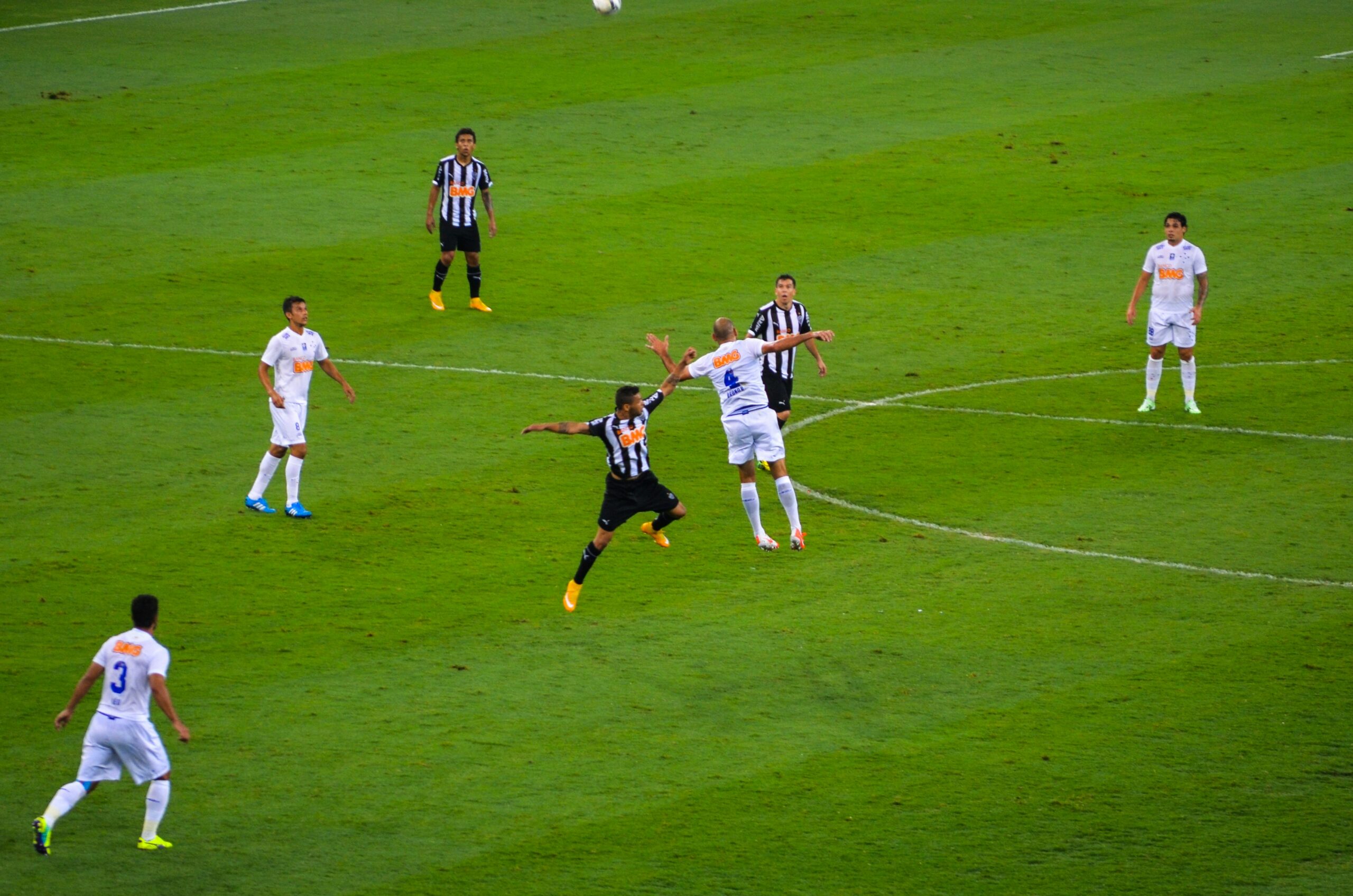 ngumoha-scores-late-liverpool-defeats-newcastle