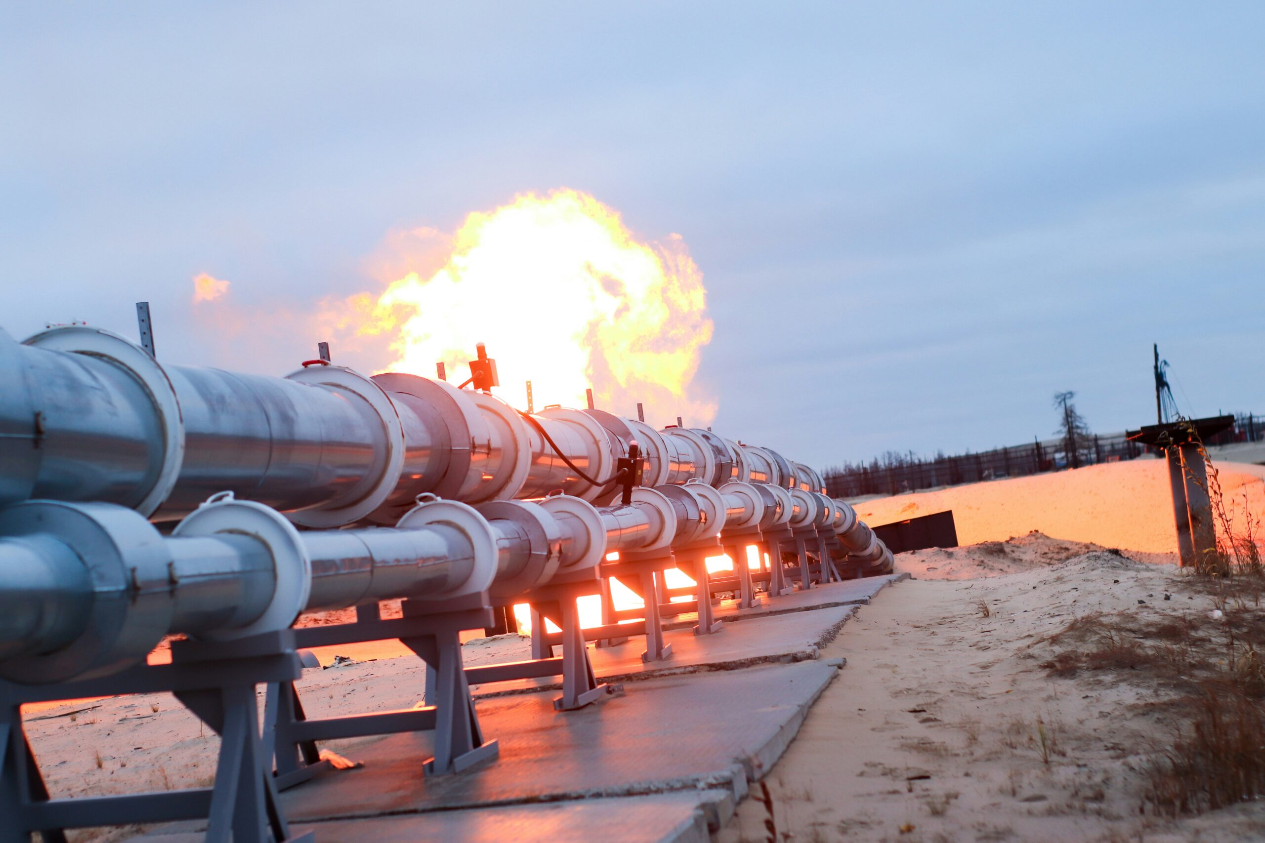 russian-oil-price-cap-impact-on-global-energy-markets-and-revenue